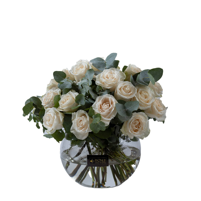 GV-Ivory Delight | Peach Roses | Glass Vase